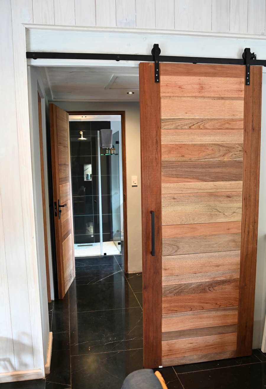 3 Bedroom Property for Sale in The Island Western Cape